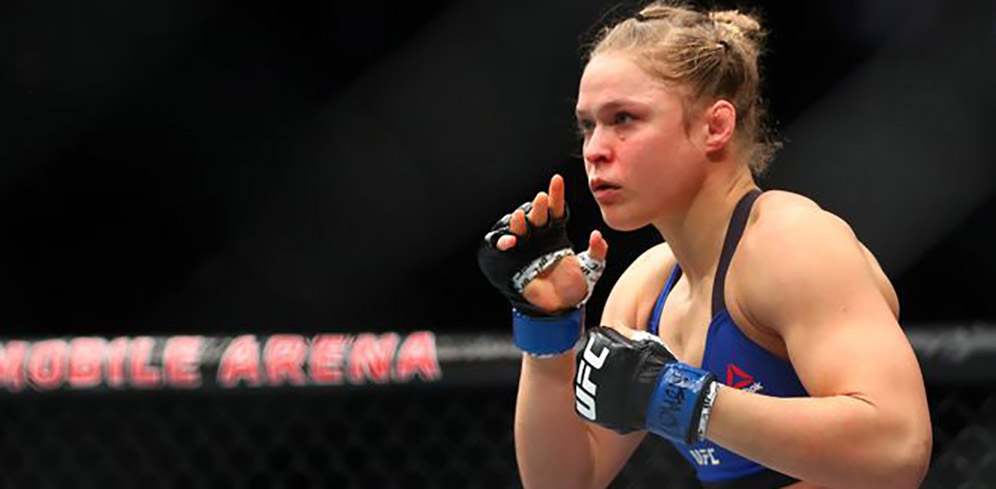 Pilih WWE, Ronda Rousey Cabut Dari UFC thumbnail